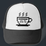 Real Manar Drink Tea lustig svart Keps<br><div class="desc">Real Manar Drink Tea lustig svart Truckerkeps. Lägg till din egen personlig namn eller text. Coolans lock för manar. Trendig Birthday eller julklapp till honom. Gör det till vänner,  familj,  medarbetare,  kollega,  chef,  kaffe,  älskare,  pappa,  anställd,  lärare,  tränare,  barista osv. Anpassadet färg. Modern typografisk mall med hett dricker pixelkonssymboldesign.</div>