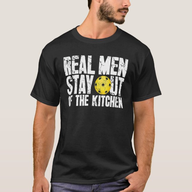 Real Manar håller sig borta från köket. T Shirt (Framsida)