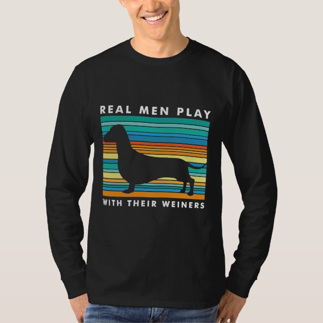 Real Manar leker med Weiners I-nuny Dachshund Wein T Shirt (Framsida)