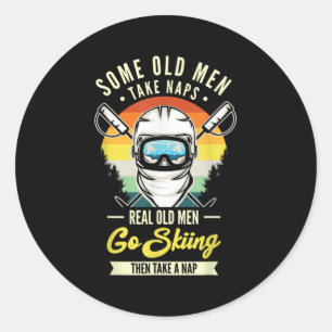 Real Old Manar Go Skiing Funny Ski Älskare Retro Runt Klistermärke