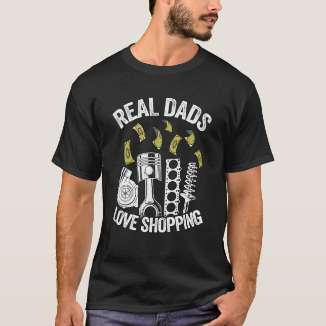 Realbilsbilsreservdelar i Pappor Kärlek T Shirt (Framsida)
