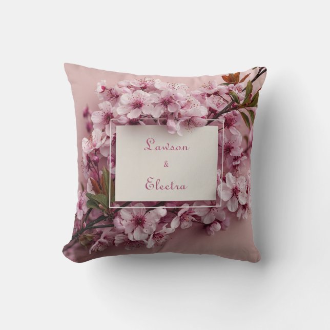 Realistisk Rosa Körsbärsblomsgren med blad Kudde (Framsida)