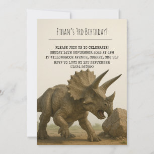 Realistisk triceratops Dinosaur i Rocky Birthday Inbjudningar