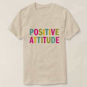 Realitetinställning i ljusa färger tee shirt