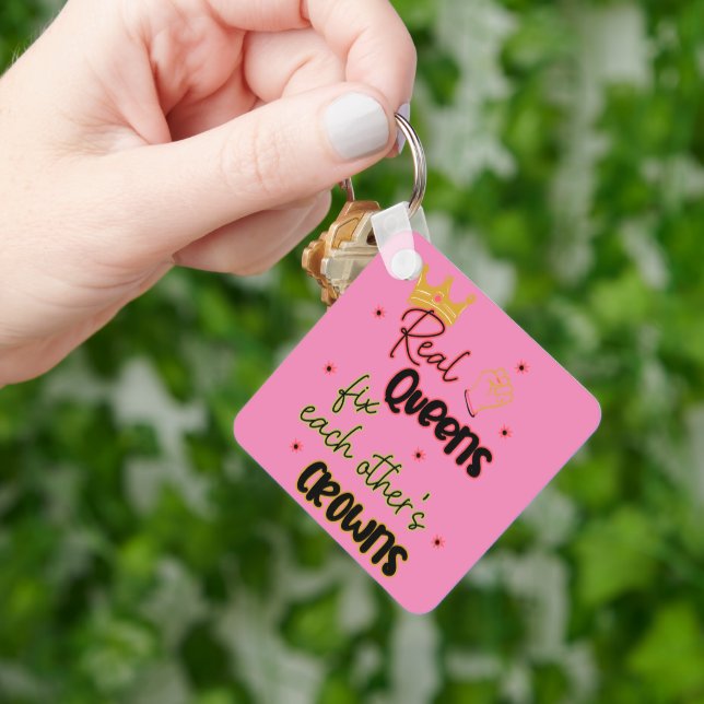 Realköer korrigerar varandras Krona Nyckelring (Hand)