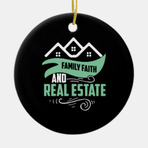 Realtor Gift Familjetro och äkta Gods Julgransprydnad Keramik
