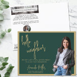 Realtor Mailer Real Gods Marknadsföring Farming He Vykort<br><div class="desc">Vi presenterar vårt pulserande och öga-fångstrealtor Mailer Real Gods Marknadsföring Farming Hej Postcard. Detta utmärkta designade vykort är perfekt för gods agent att tittar göra ett varaktigt första intryck i sina jordbruksområden. Med det här vykortet, som skapats med en sofistikerad Canva-mall, kombineras modern estetik med personlig marknadsföring för att hjälpa...</div>