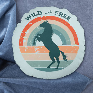 Rearing Blue Horse Retro Rainbow Vild Free Rund Kudde