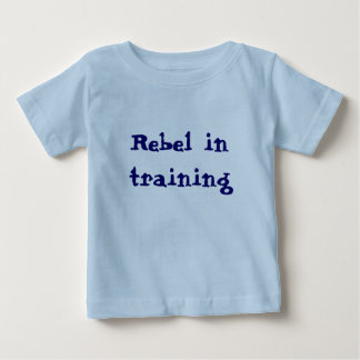 Rebell i utbildningstshirt t-shirt