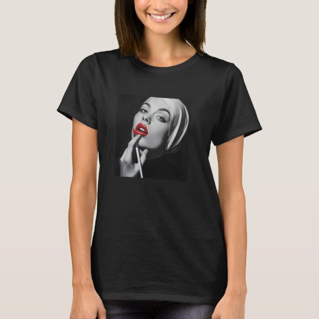 rebellig nunna med läppstift, rebellig nunna t shirt (Framsida)