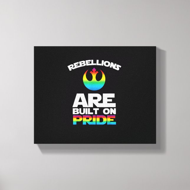 _Rebellisioner är Byggt på Pride_ Gay pride T-Shir Canvastryck (Framsida)