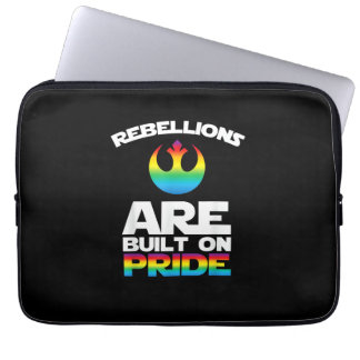 _Rebellisioner är Byggt på Pride_ Gay pride T-Shir Laptop Fodral