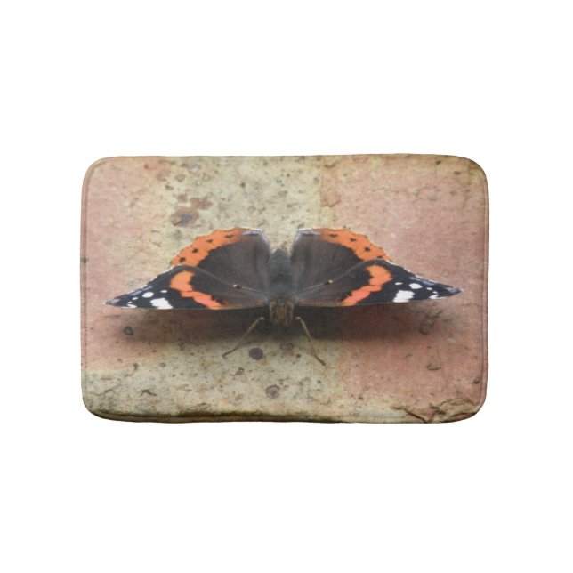 Red Admiral Butterfly Bath Mat Badrumsmatta (Framsidan)