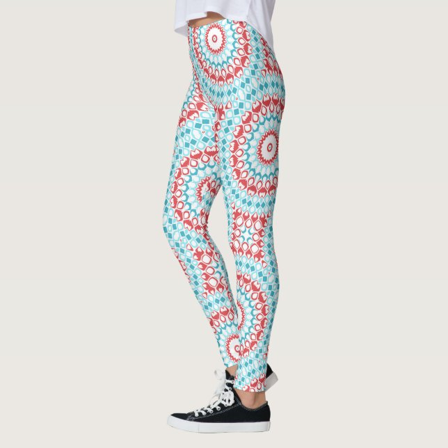 Red and Aqua Geometric Mandala Mönster Leggings (Vänster)