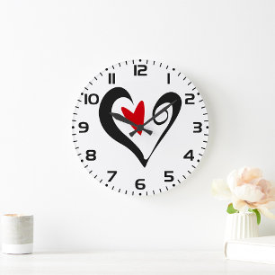 Red and Black Abstrakt Heart Modern Romantic Stor Klocka