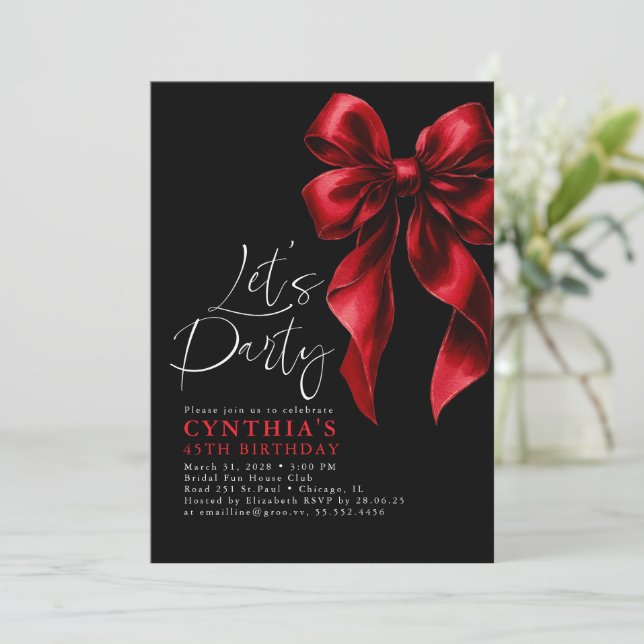 Red and Black Bow Luxury Elegant Gala Birthday Inbjudningar (Stående Fram)
