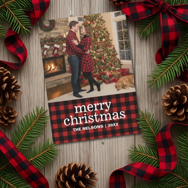 Red and Black Buffalo Plaid Merry Christmas Photo  Julkort (Skapare uppladdad)