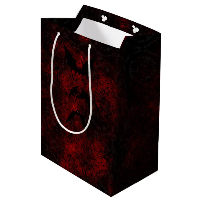 Red and Black Tie Dye Fladdermus Goth Gift Bag (Baksidan Vinklad)