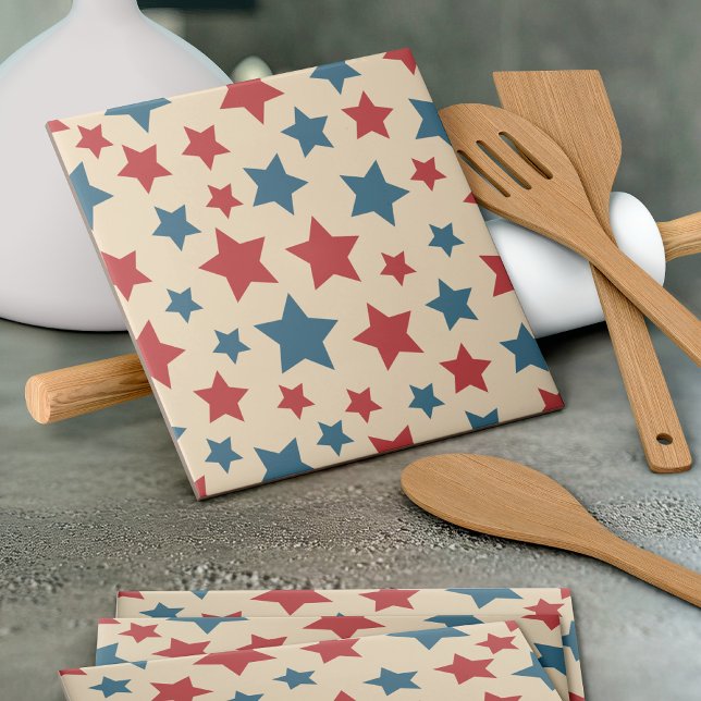 Red and Blue Stars, 4th of July, Beige Background Kakelplatta (Skapare uppladdad)