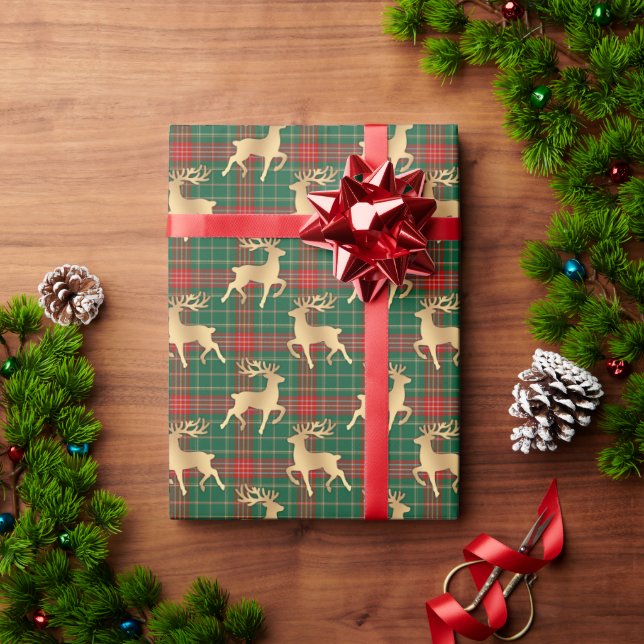Red and Green Plaid with Faux Gold Reindeer Presentpapper (Julgåva)