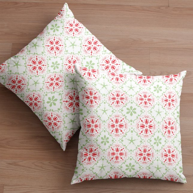 Red and Grönt Snowflake Mönster Simple Kudde (Simple red and green snowflake pattern throw pillow)