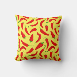 Red and Gult Chili Pepper Patterned Kudde