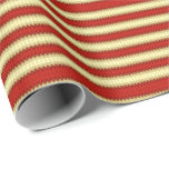 Red and Ivory Brocade Presentpapper<br><div class="desc">Vackert rött och elfenben rand,  som liknar brockerband,  skapar ett vackert papper som passar alla tillfälle. Särskilt trevligt för julklappar.</div>