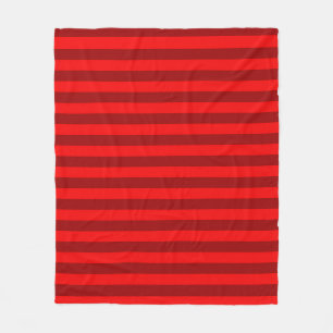 Red and Maroon Rand Design Fleecefilt