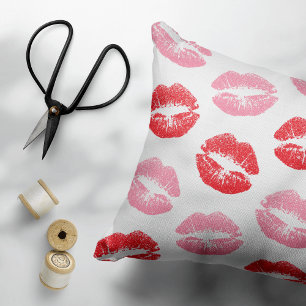 Red and Rosa Läppar, Mönster of Läppar, Lipstick, Prydnadskudde