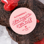 Red and Rosa Vegas Bachelorette Party Runt Klistermärke<br><div class="desc">Fira i stil med Personligen Red and Rosa Vegas Bachelorette Party Classic Round Sticker. Perfekt för ett berusat i kärlek firande... ... ... ... ... ... ... ... ... ... ... ... ... ... ... ... ... ... ... ... ... ... ... ... ... ... ... ... ... ... ......</div>