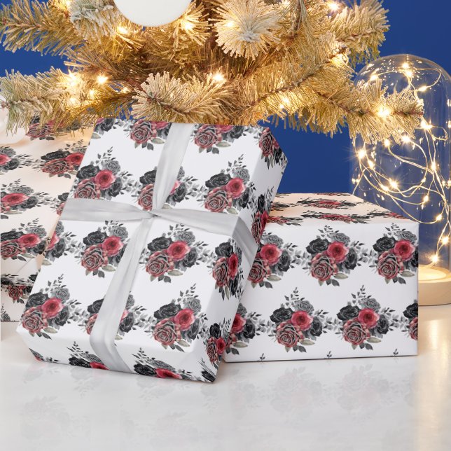 Red and Silver Elegant Flowers Presentpapper (Helgdagar)