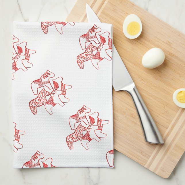 Red and White Dala Horses Kitchen towel Kökshandduk (Vikt i Fjärdedel)
