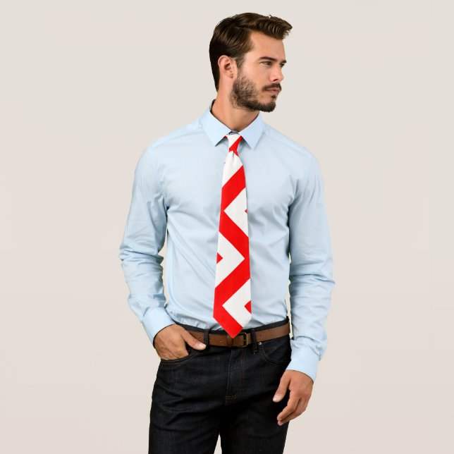 Red and White Giant Lodrät Chevron Neck Tie Slips (In Situ)