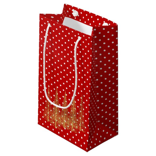 Red and White Julgranar Gift Bag (Framsidan Vinklad)