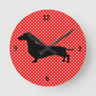 Red and White Polka Dot Dachshund Wall Clock Rund Klocka