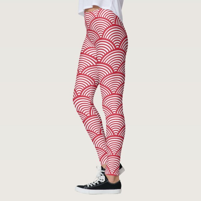 Red and White Scallop Pattern Leggings (Vänster)
