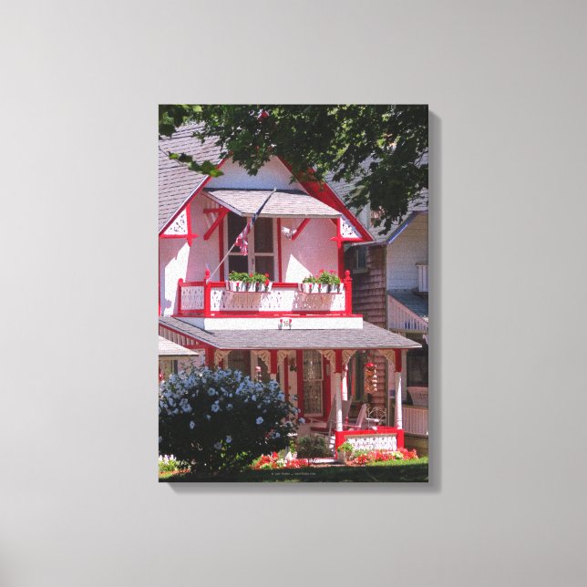 Red and White Victorian - Martha's Vineyard Canvastryck (Framsida)