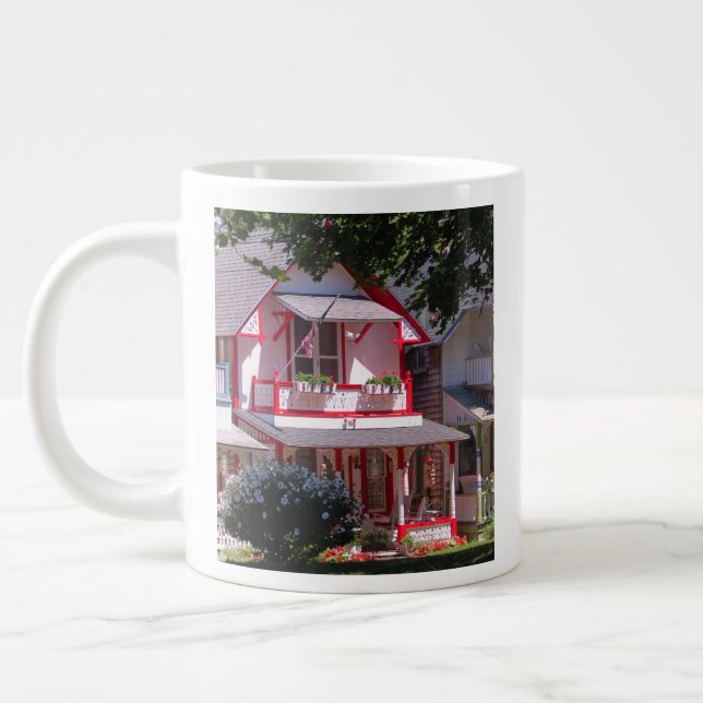 Red and White Victorian - Martha's Vineyard Jumbo Mugg (Vänster)