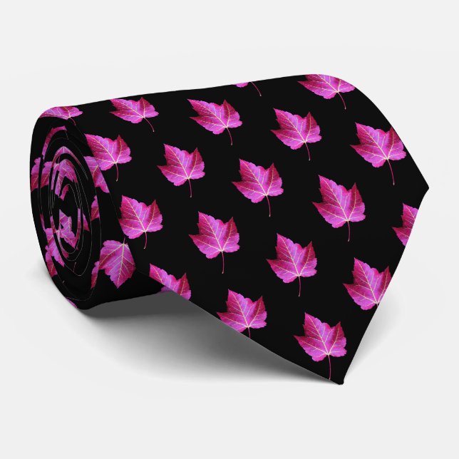 Red Autumn Maple Leaf Pattern on Black Floral Slips (Rullad)