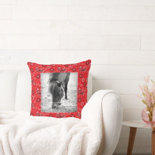 Red Bandana Horse PHOTO Pet NAMN År Barn Decor Kudde