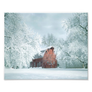 Red Barn i en färsk vinter Snö Fototryck