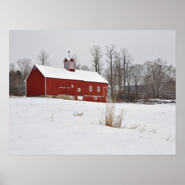 Red Barn i Snö Poster (Framsidan)