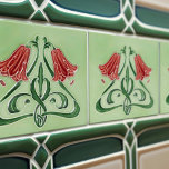 Red Bellblommor Decor Art nouveau Art Deco Kakelplatta<br><div class="desc">Välkommen till CreaTile! Här hittar du handgjorda mönsterfärger som jag personligen har ritat och vintage keramiska och porslinartade lerplattor, vare sig de är nedfläckader eller naturliga. Jag kärlek vill designa kakel och keramiska produkter och hoppas på ett sätt att förvandla ditt hem till något du tycker om att besöka gång...</div>