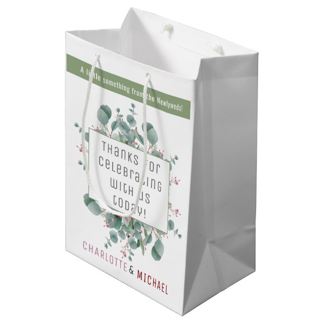 Red Berries & Eucalyptus Bröllop Gift Bag (Framsidan Vinklad)