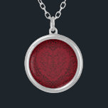 Red Black Bröllop Gothic Heart BeSnygg Elegant Silverpläterat Halsband<br><div class="desc">Vår vackra gula och svarta elegant-hjärtdesign är underbar som mörk elegant bröllop.</div>