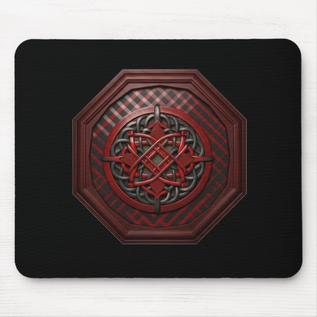 Red & Black Checkerboard Celtic Knot In A Frame    Musmatta (Framsidan)