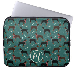 Red & Black Dobermans i Scarves Winter Mönster Laptop Fodral
