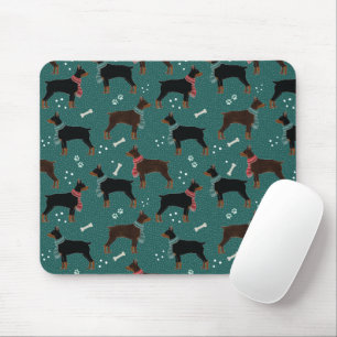 Red & Black Dobermans i Scarves Winter Mönster Musmatta