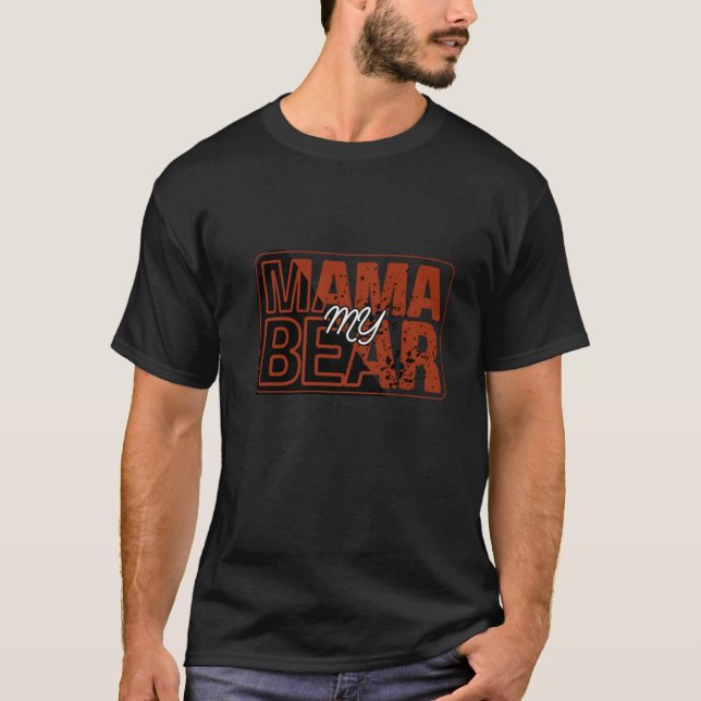 Red Black My Mama Bear Design T Shirt (Framsida)