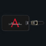 Red Black Script Girly Monogram Namn Bagagebricka<br><div class="desc">Svart och rött Monogram Lägg till din egen Märkre för Namn-skript. märkrn gör perfekten söt 16 födelsedag,  bröllop,  möhippa,  babydusch eller bachelorette-fest för någon som dekorerar hennes rum i stil.</div>